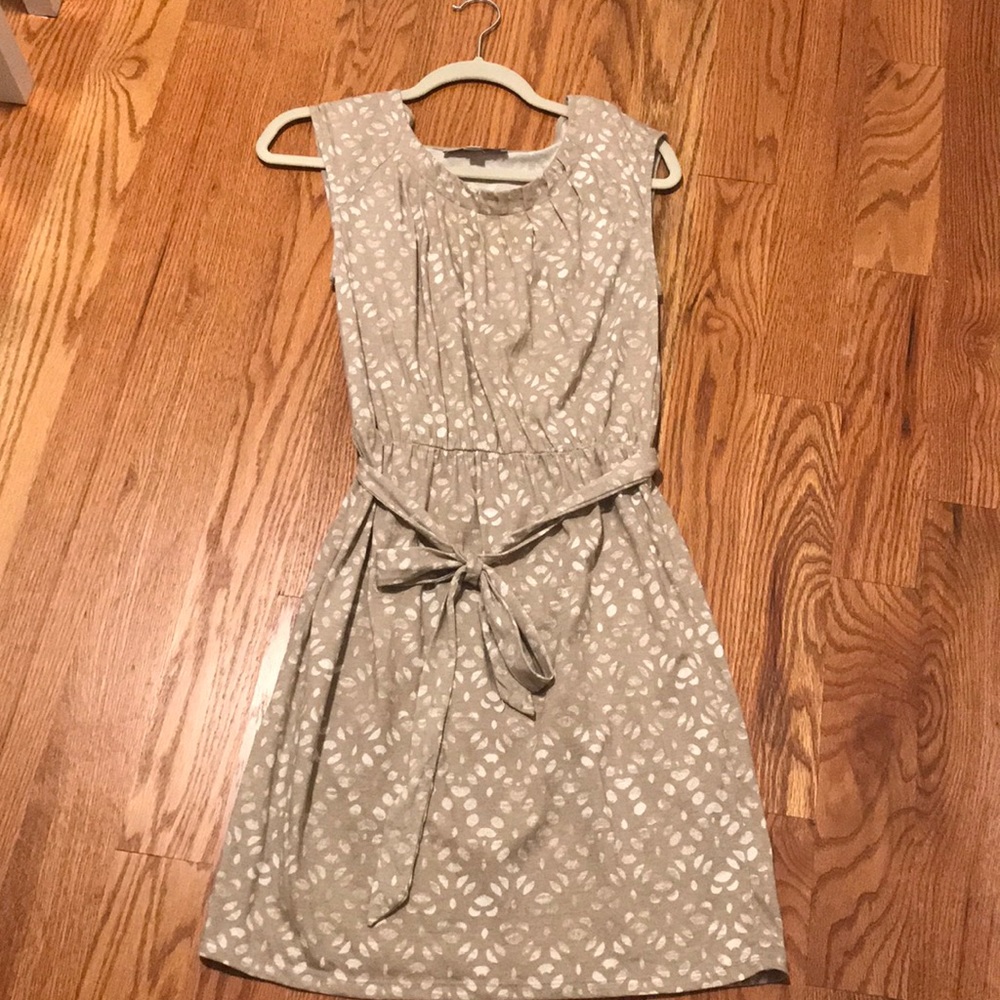 Loft tan and off white dress.